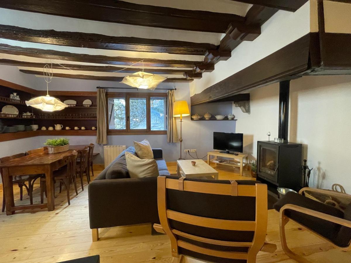 A04 - Apartamento Foc - Casa Mingot - Villmor Anciles Luaran gambar